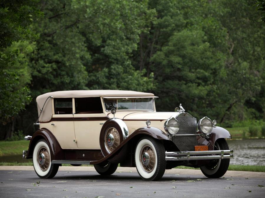  Packard Eight Individual Custom Convertible Sedan by Dietrich 1931 года  (фото 1 из 12)